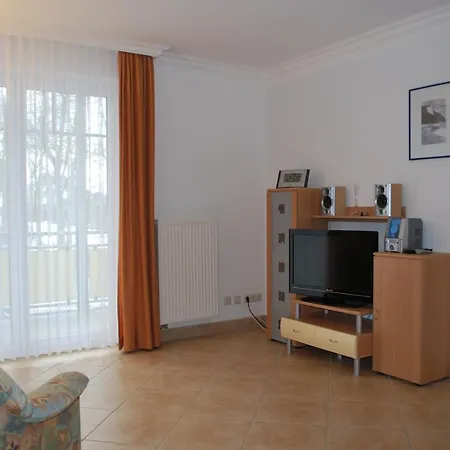 Ferienhaus Zum Sudstrand App. 2 - #113249 Apartamento Sellin (Rugen)